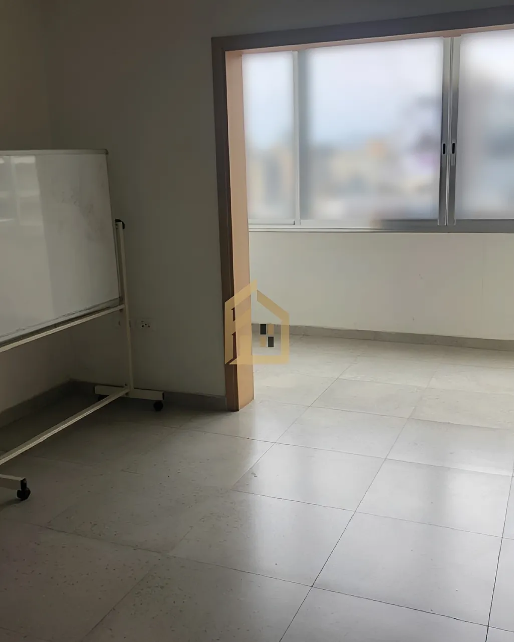 Office for rent in Zalqa, Lebanon