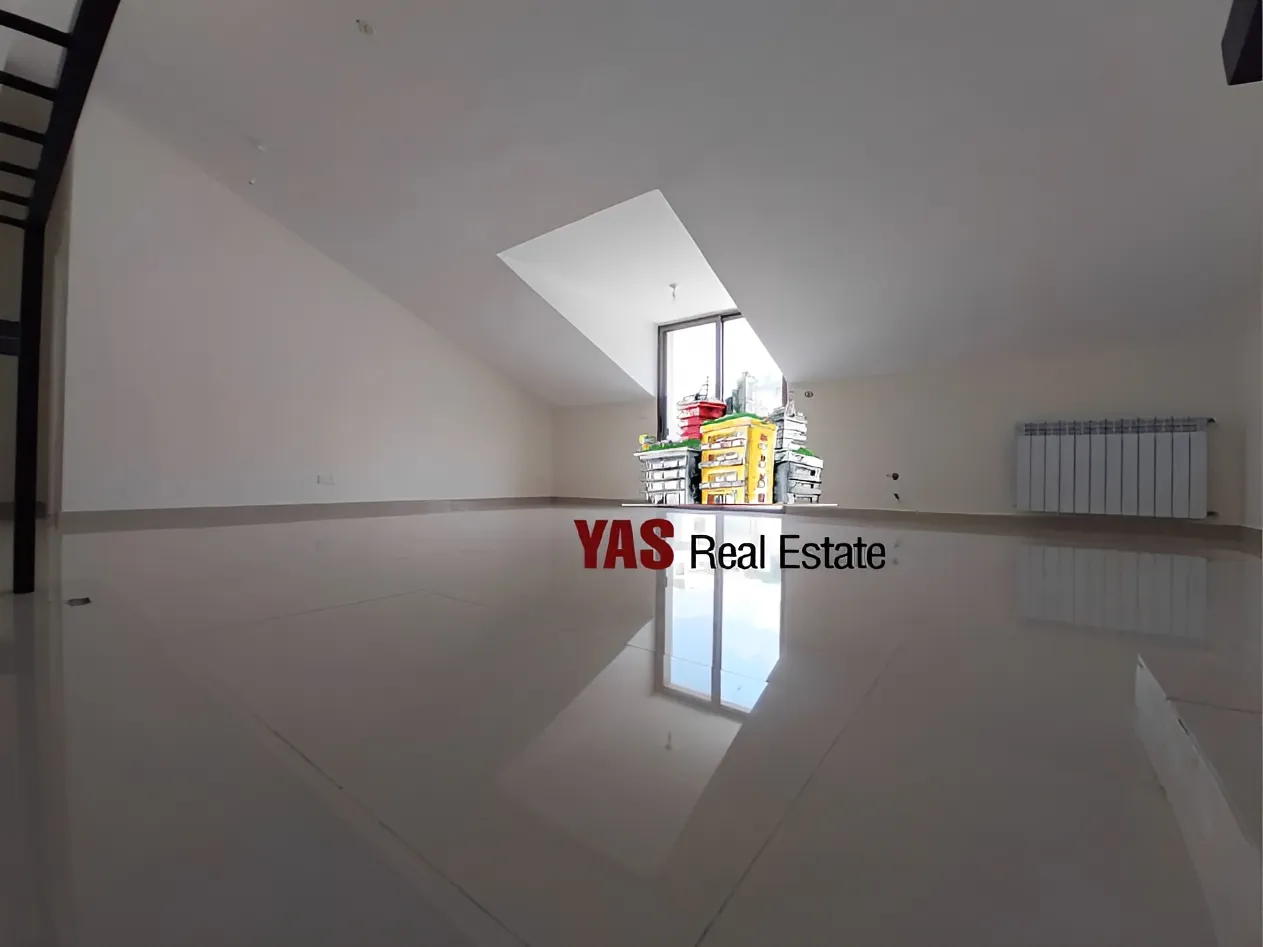 Apartment for Rent in Ballouneh - 3 bed, 4 bath