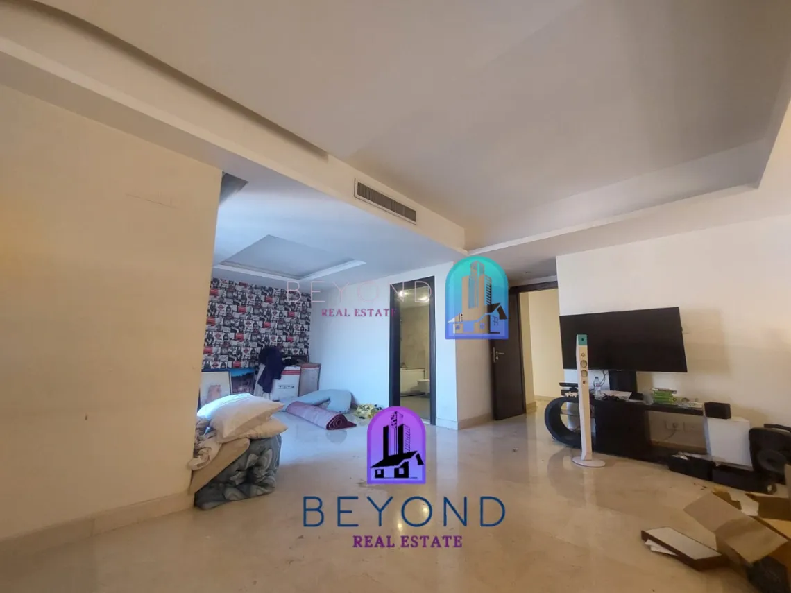 Apartment for sale in Ras Al Naba'a, Beirut, Lebanon