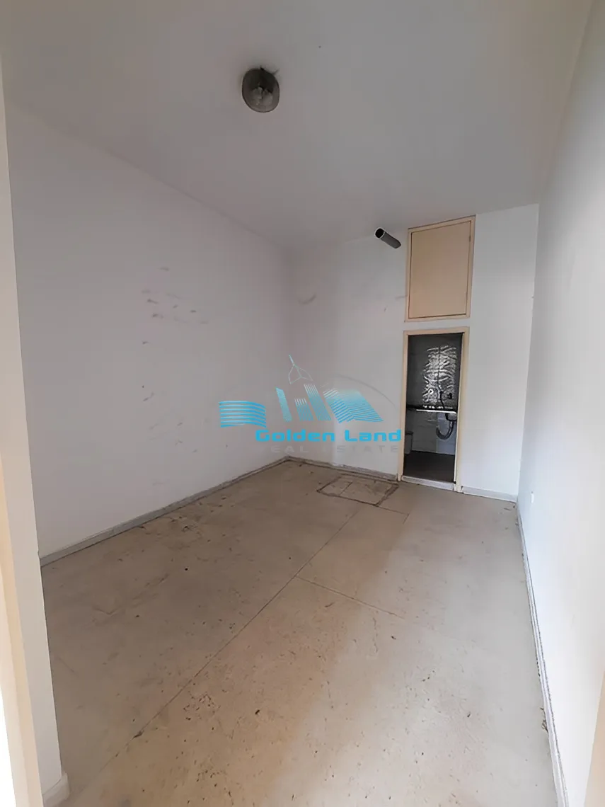 Shop for rent in Aatchane, Lebanon