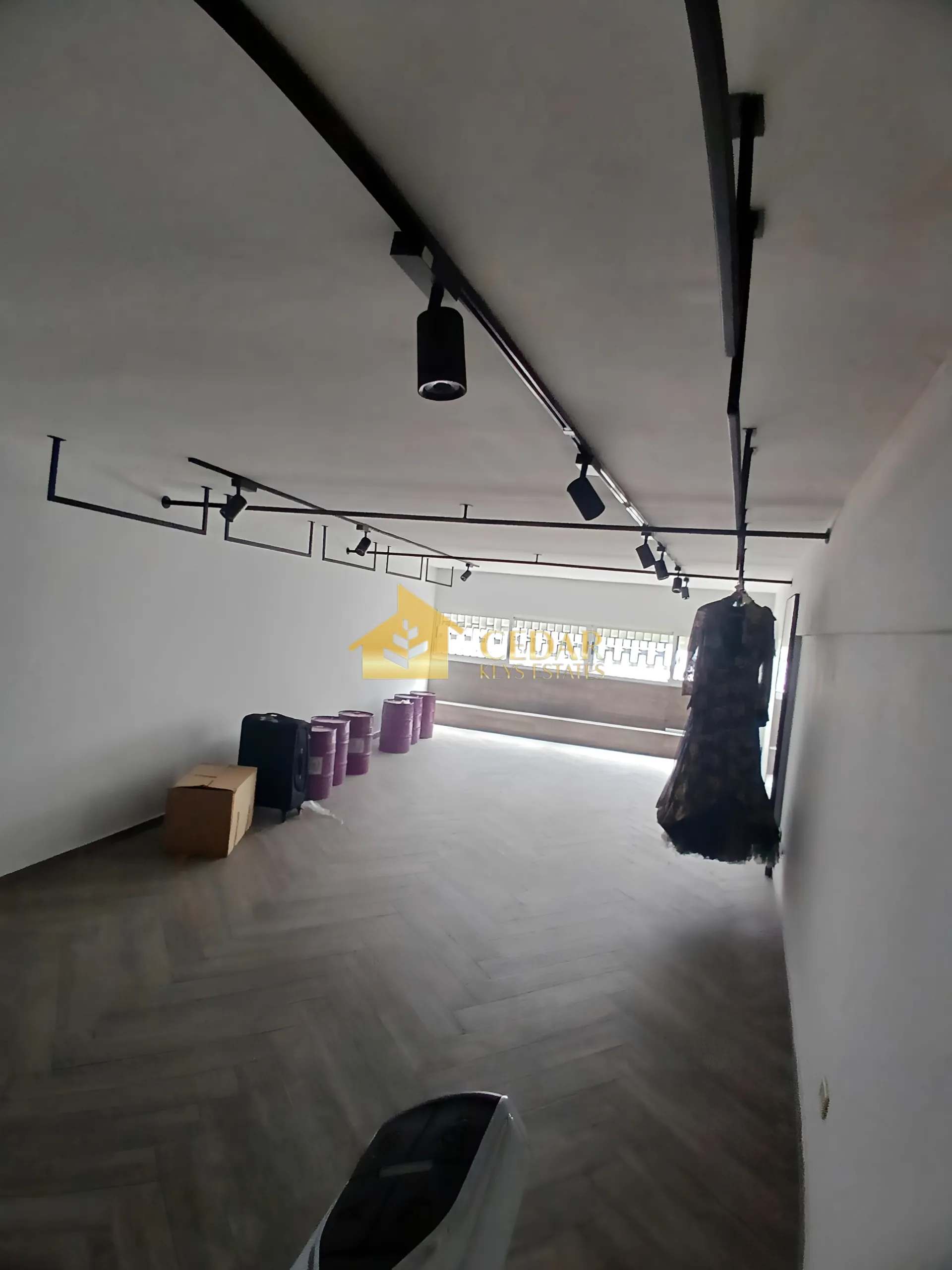 Commercial Commercial for sale in Mazraa, Bayrut, Lebanon