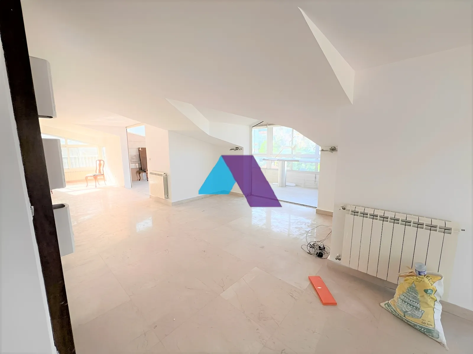 Apartment for Sale in Haret Sakher