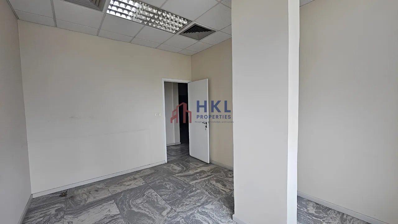 Office for rent in Sin El Fil, Lebanon
