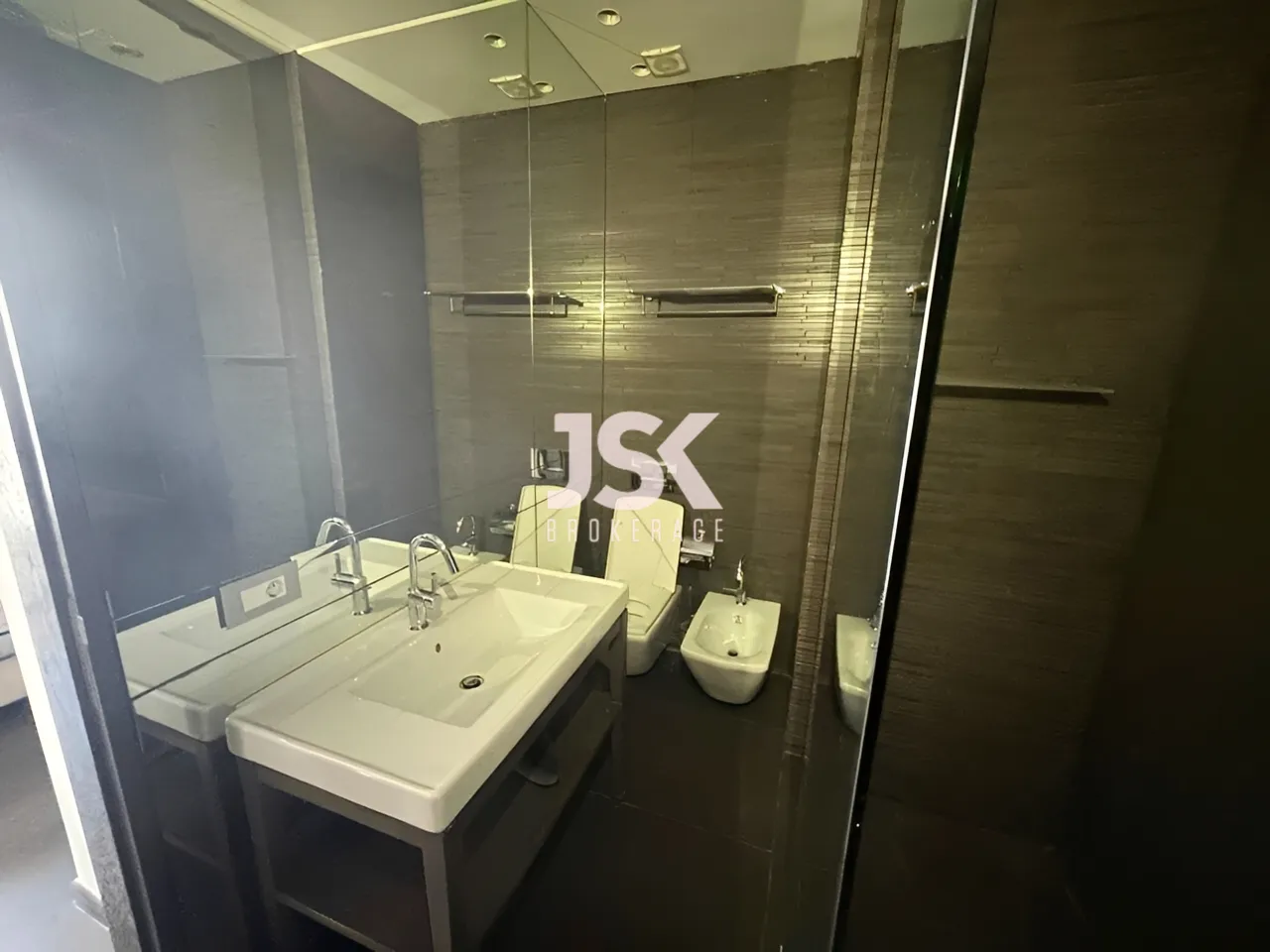 Apartment for Rent in Downtown