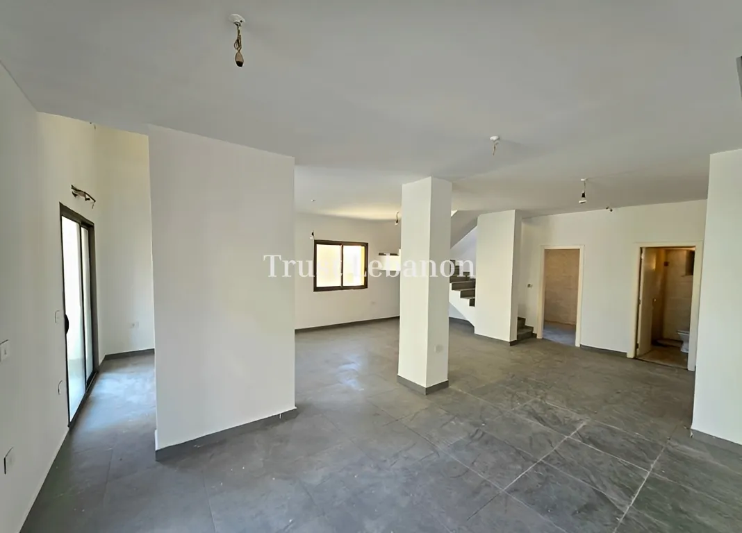 Showroom for rent in Hazmieh, Lebanon
