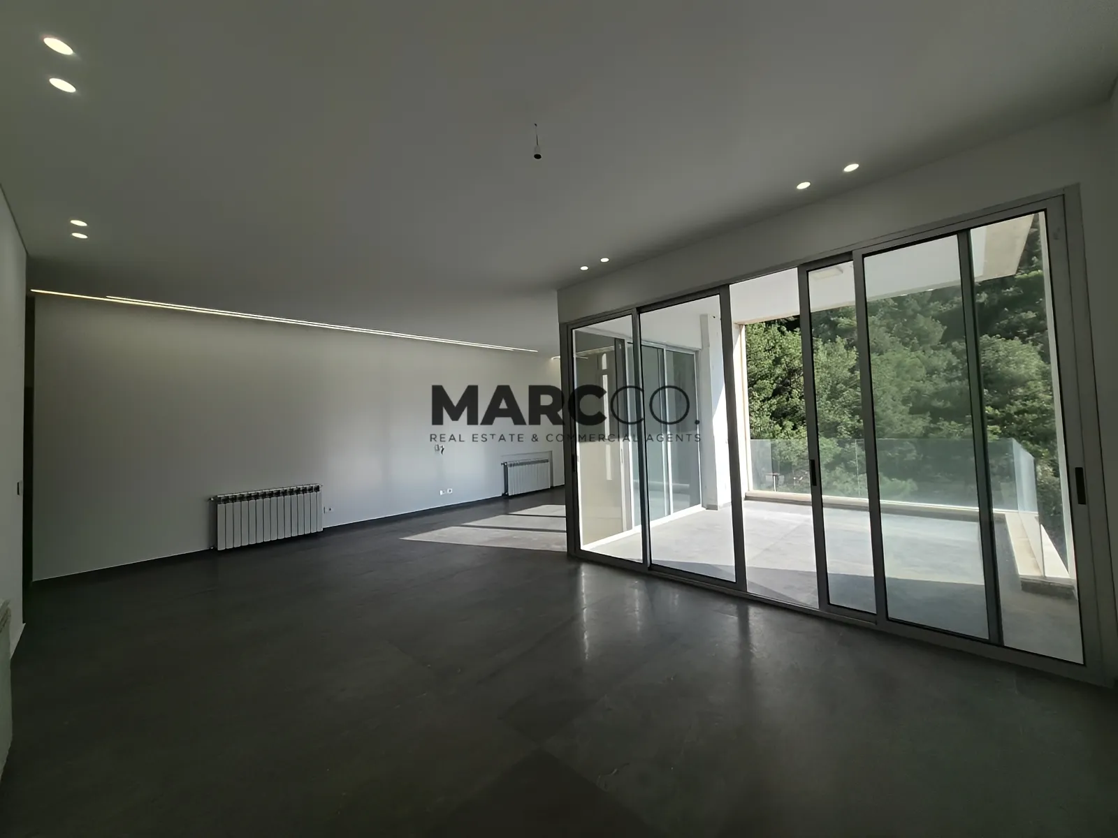 Apartment for sale in Bayada