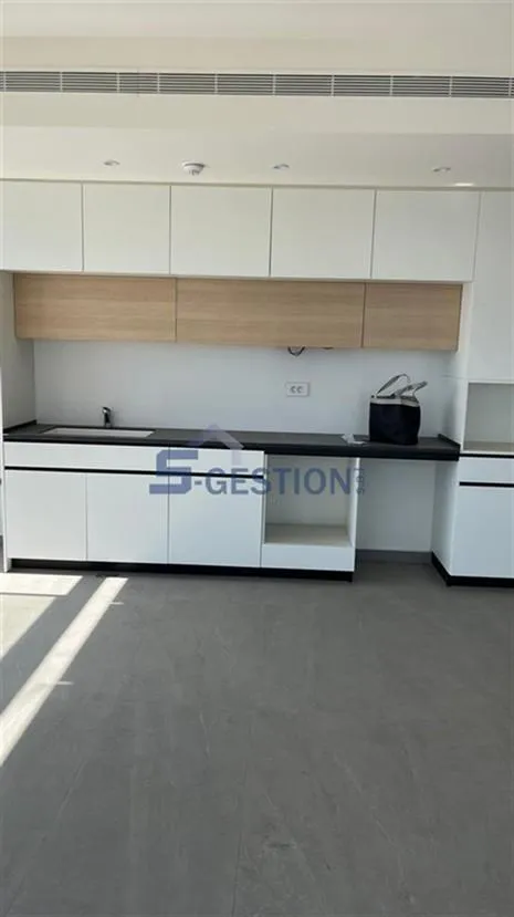 Apartment for Sale in Achrafieh - 2 bed, 2 bath