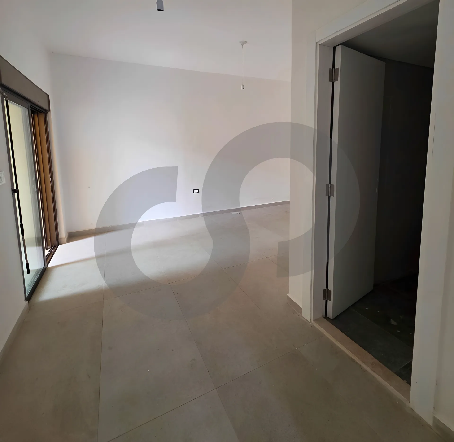 Apartment for Sale in Jouret El Ballout