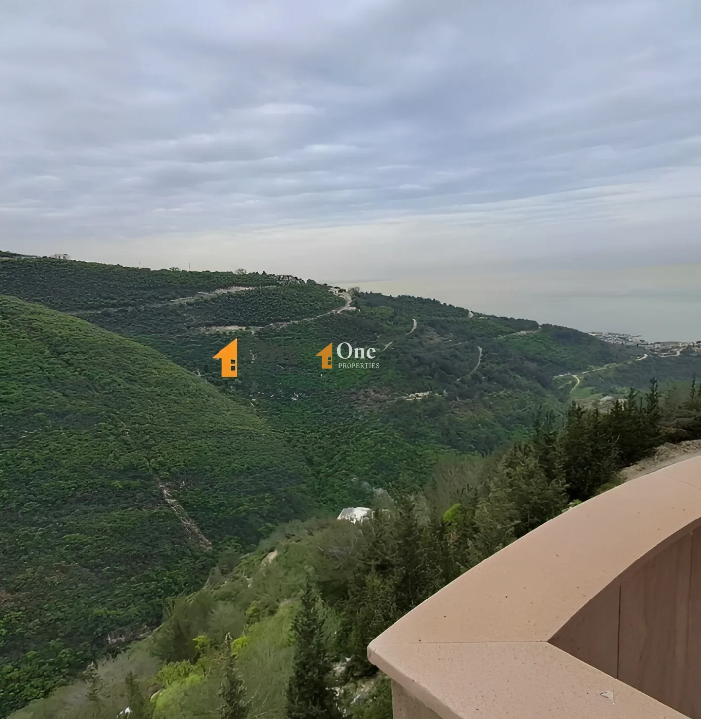 Apartment for sale in Blat, Lebanon - 3 bed, 2 bath