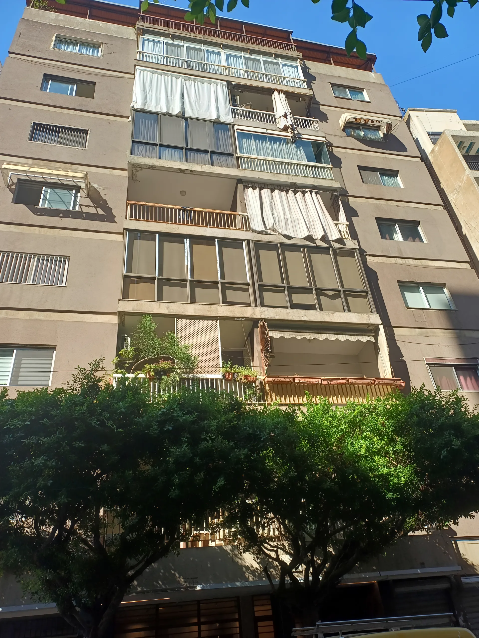 Apartment for rent in Sanayeh