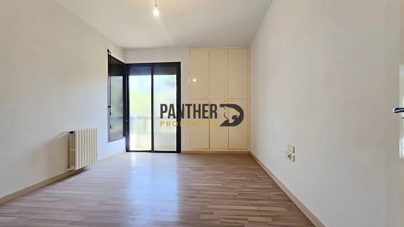 Apartment for rent in Rihaniyeh
