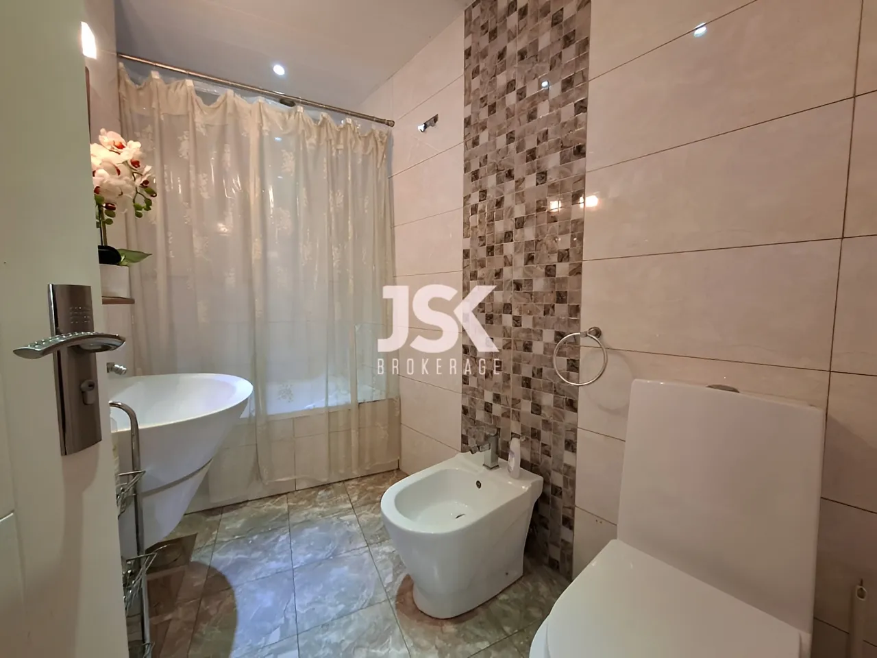 Apartment for Sale in Ghosta