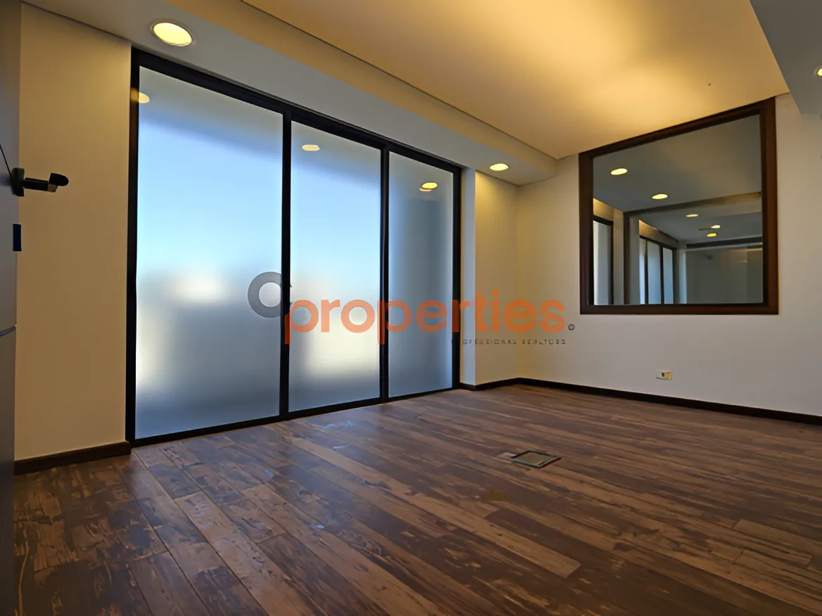 Office for Rent in Forn El Chebbak