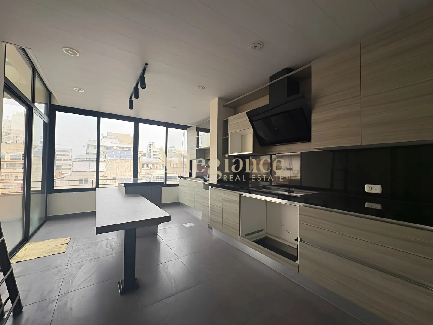 Apartment for sale in Hamra