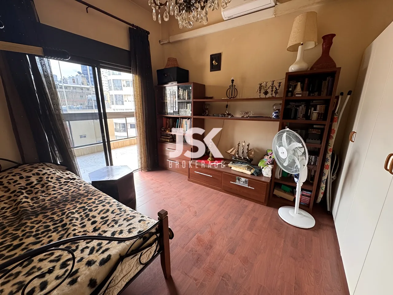 Apartment for Sale in Ras