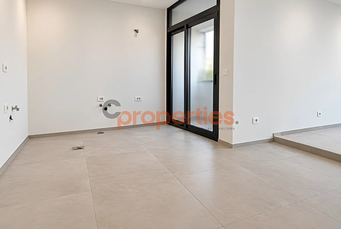 Apartment for Sale in Spears