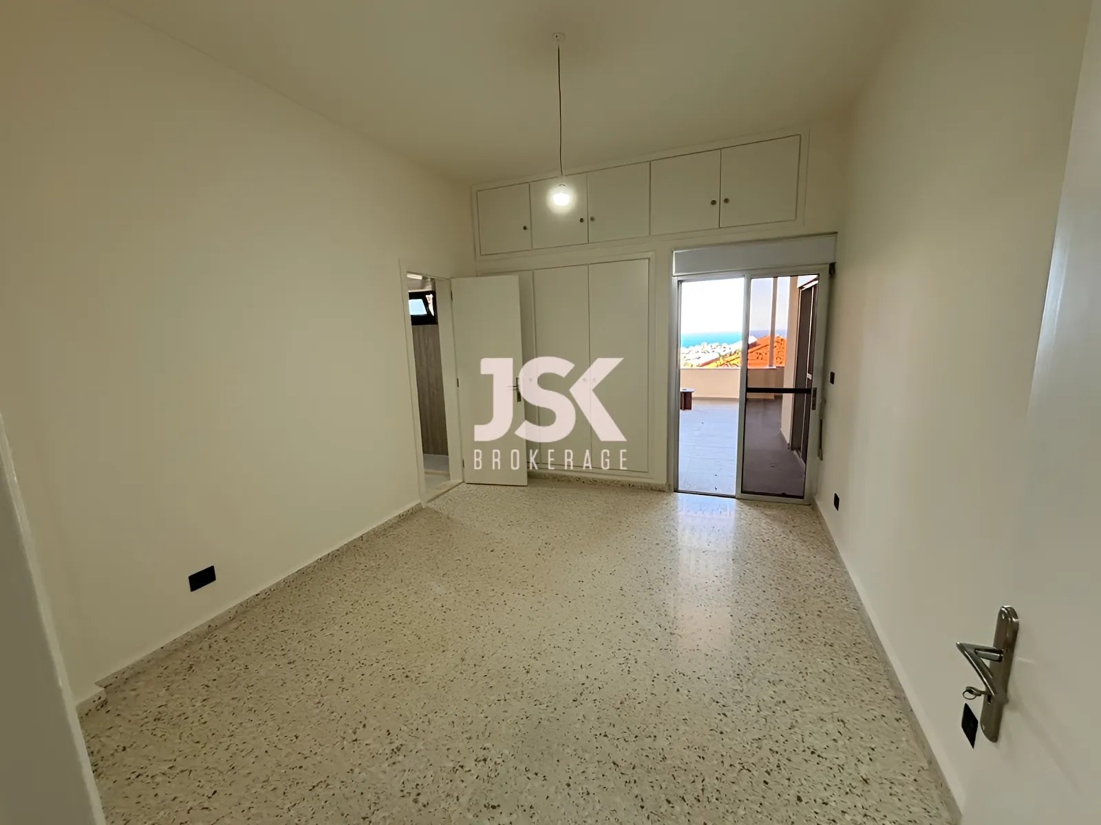 Apartment for Sale in Zikrit