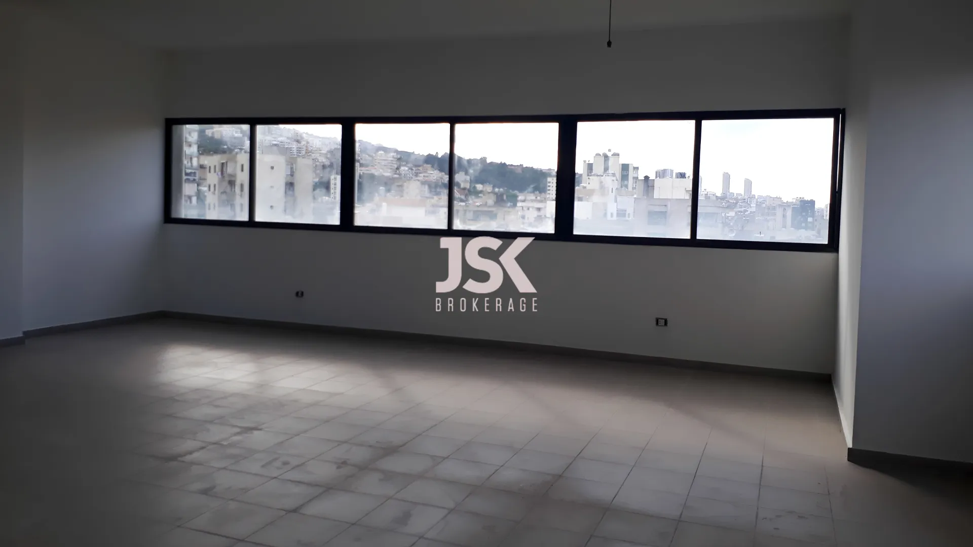 Office for Rent in Jdeideh