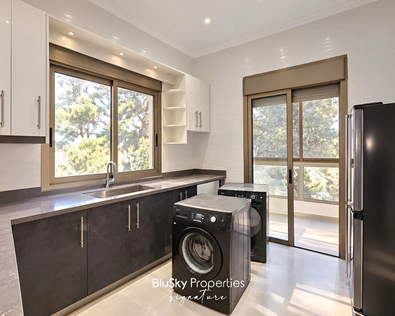 Apartment for sale in Jouret El Ballout