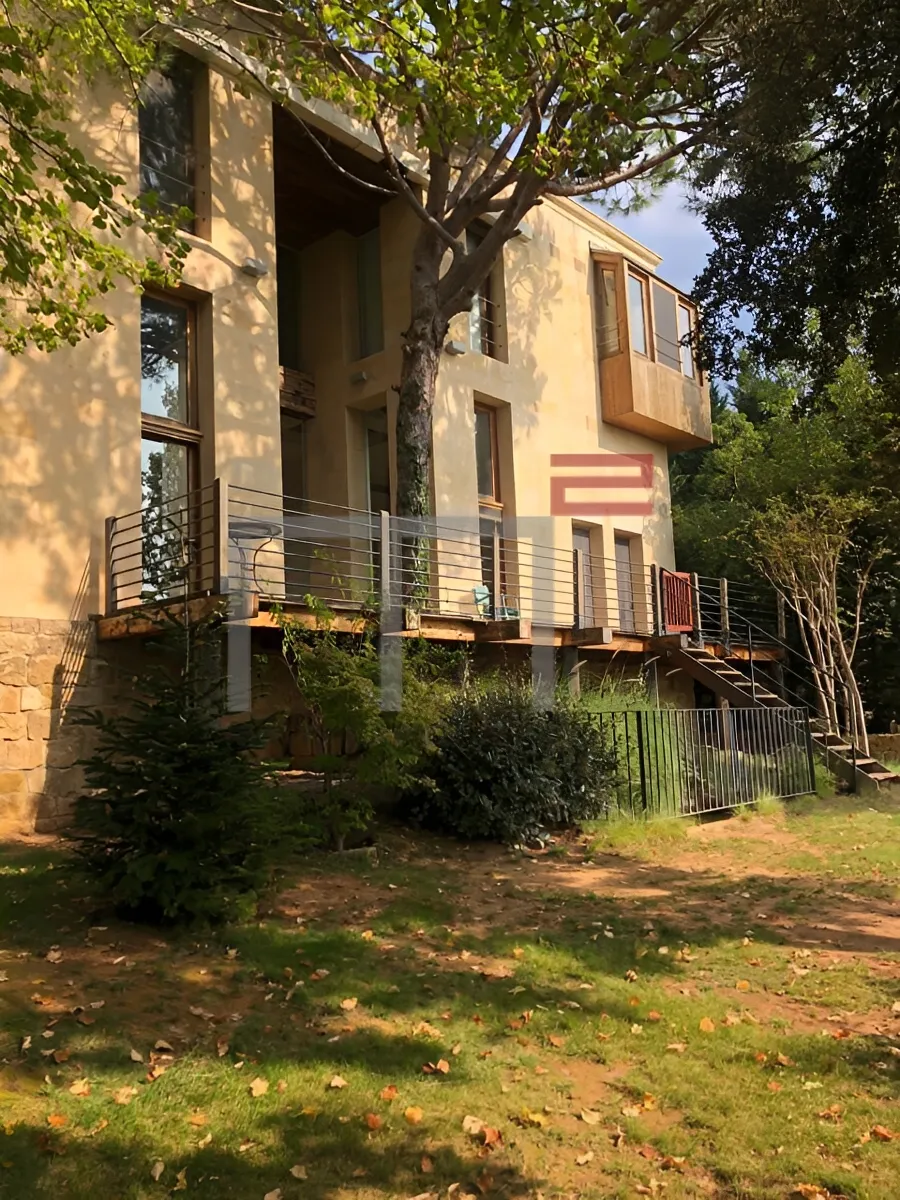 Villa for rent in Beit Meri