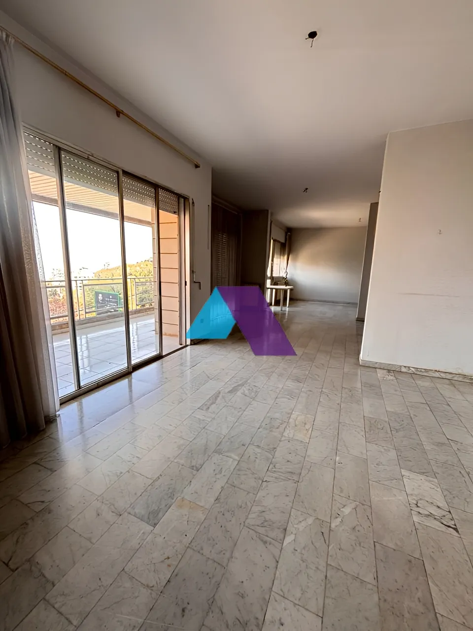 Apartment for Sale in Beit Meri