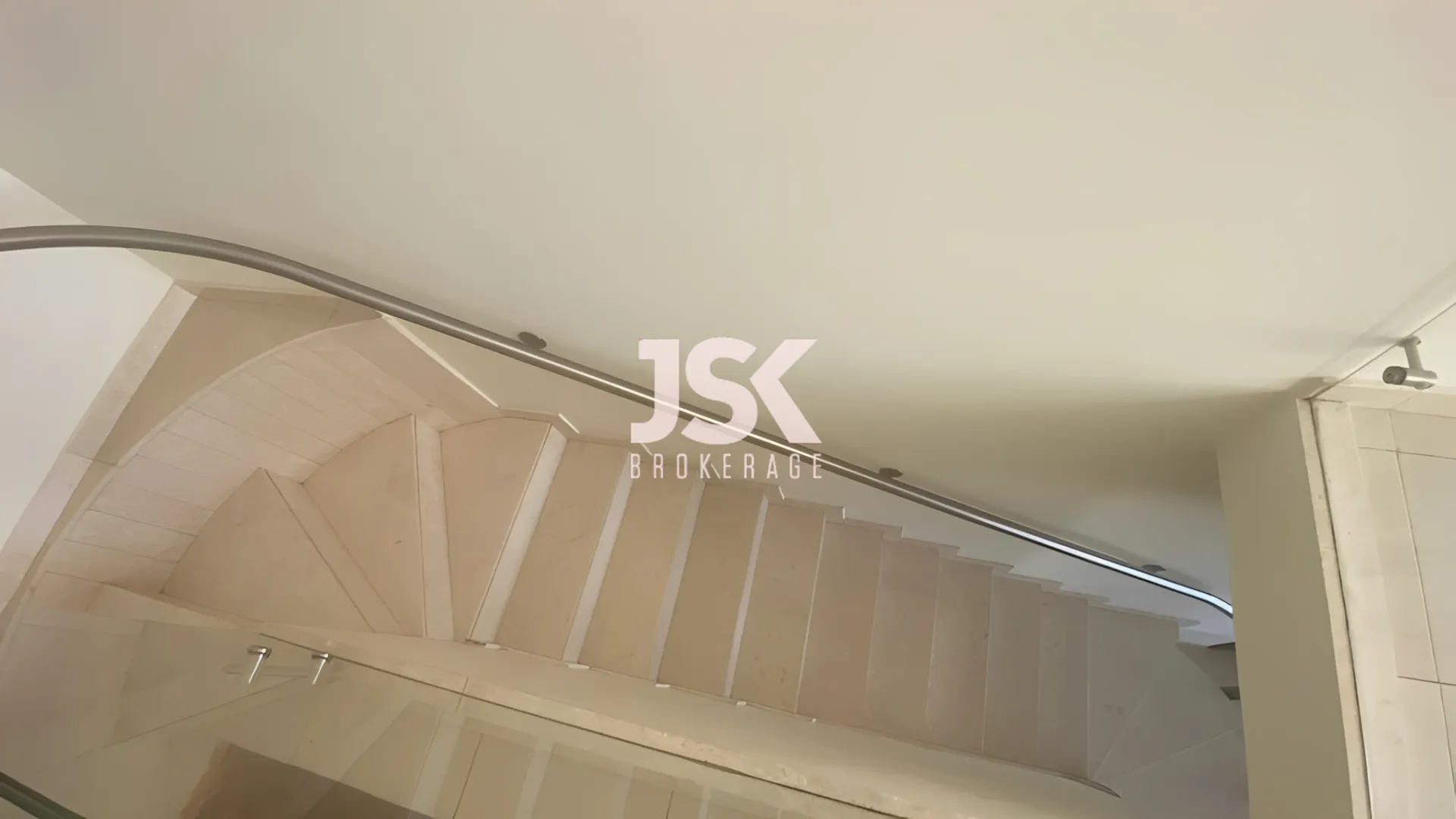 Duplex for Sale in Aaoukar, Lebanon