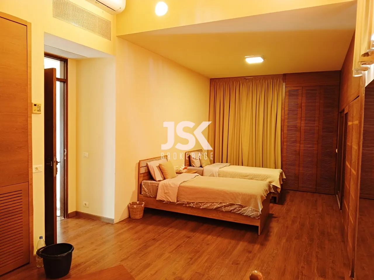 Villa for Sale in Aamchit