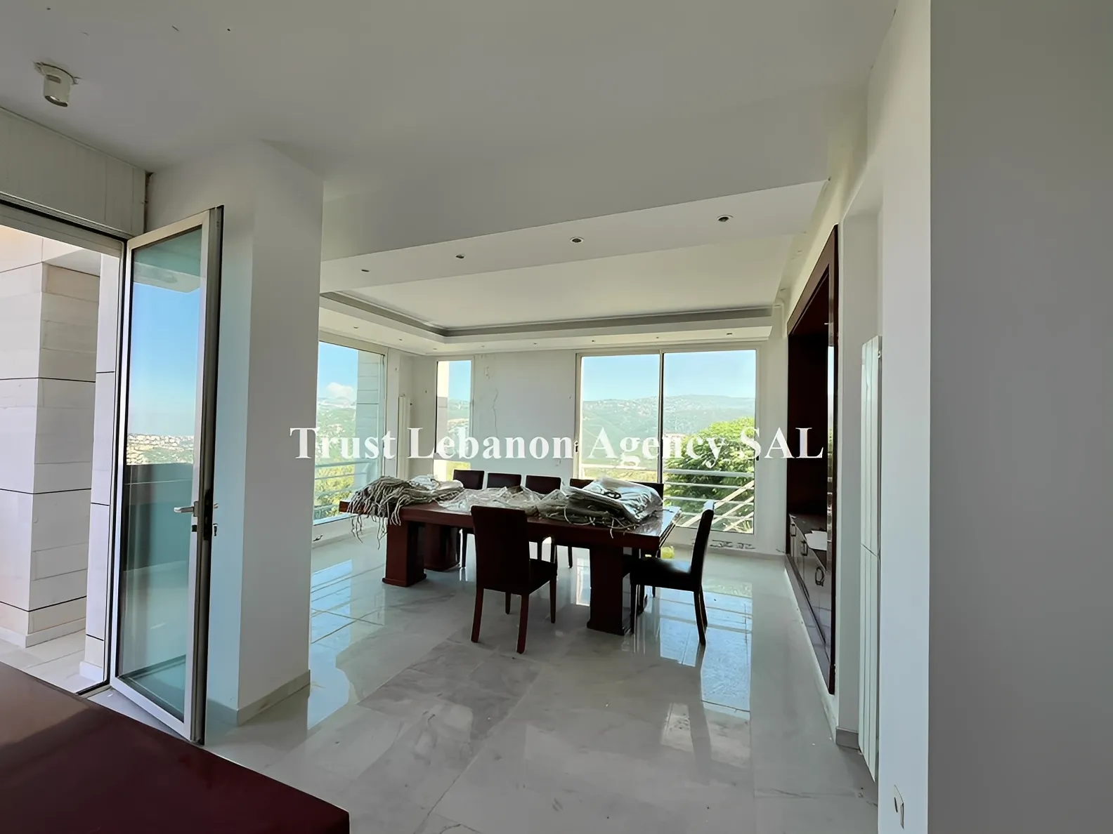 Villa for Sale in Keserwan Kfaraab