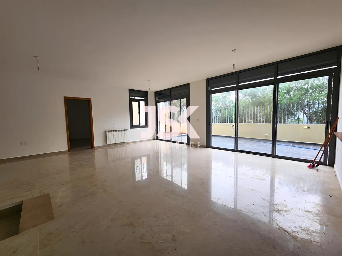 Triplex for Sale in Yarzeh, Lebanon