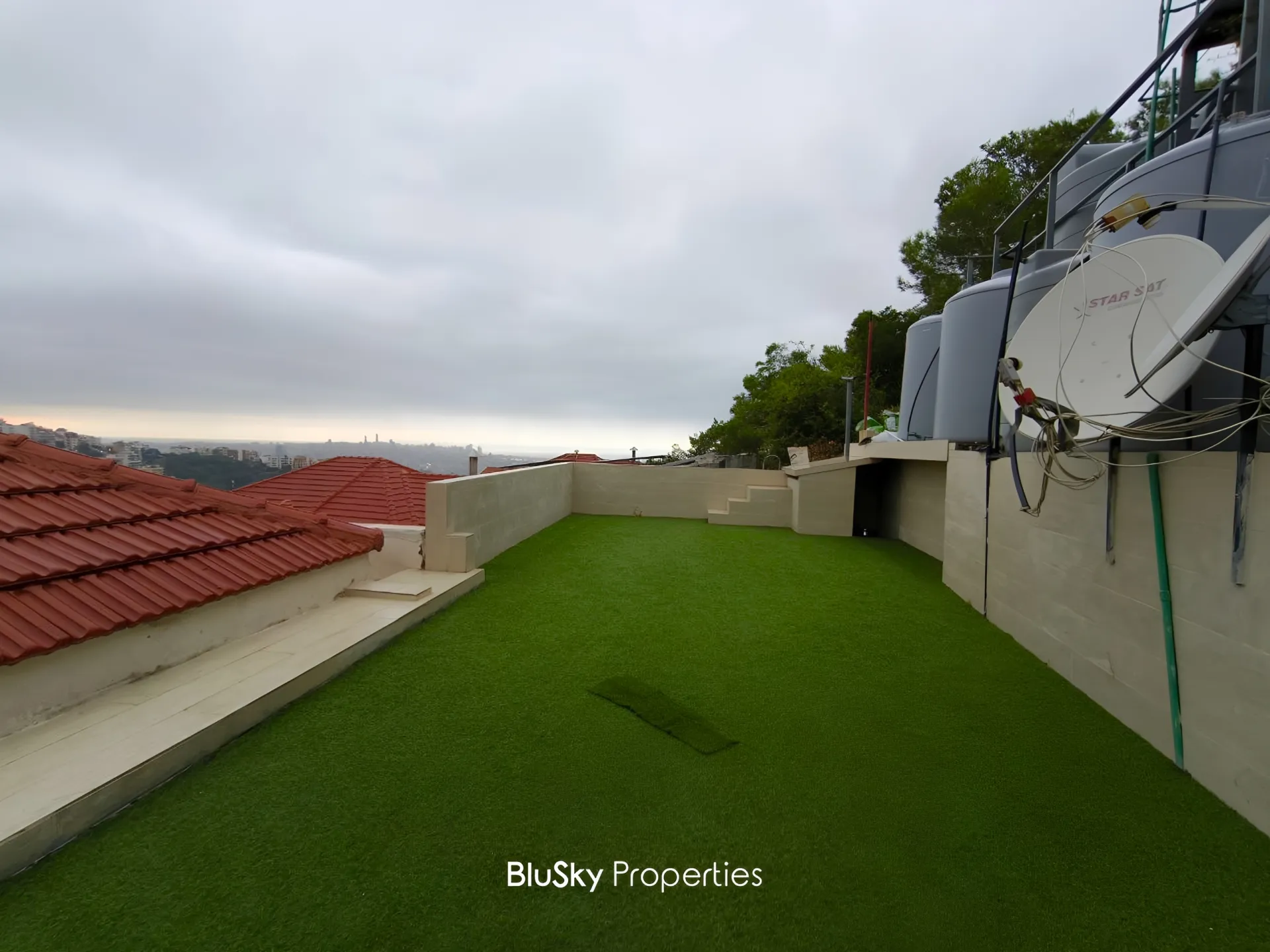 Apartment for rent in Tilal Ain Saadeh