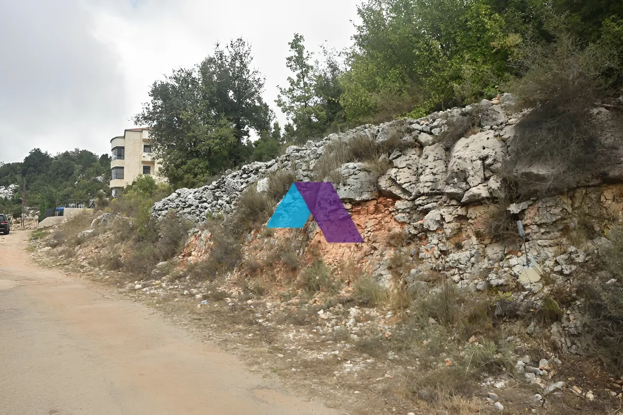 Land for Sale in Aachqout