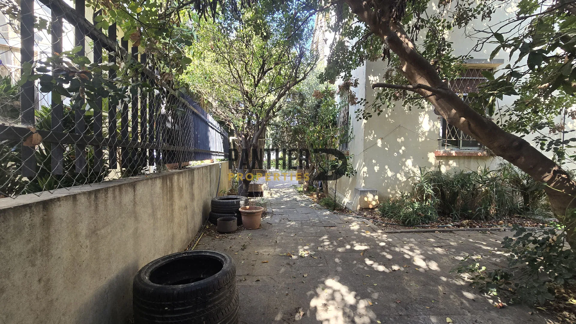 Villa for sale in Hadath, lebanon