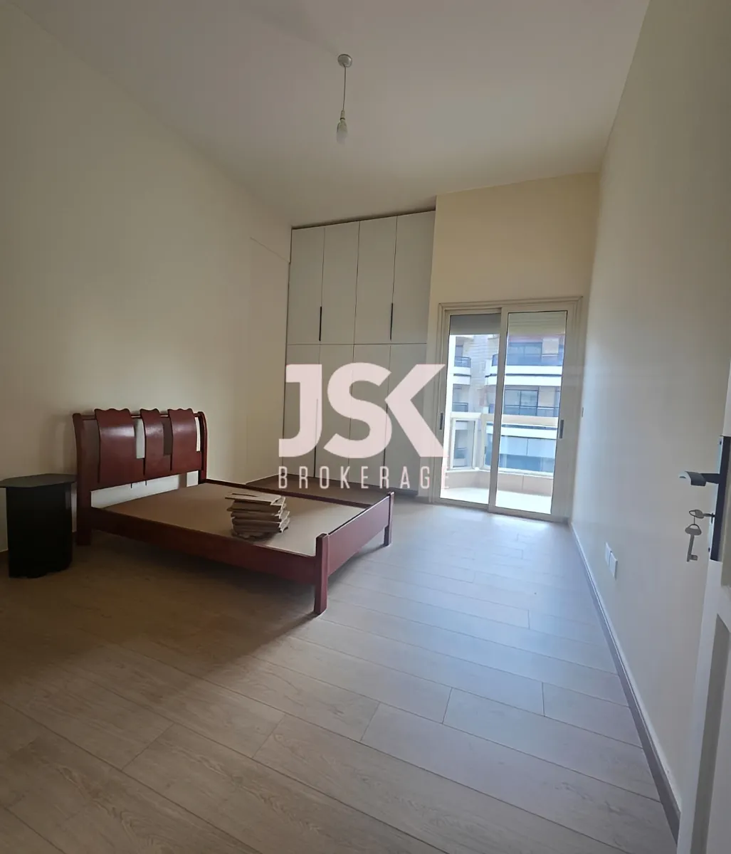 Apartment for Rent in Raoucheh, Beirut, Lebanon