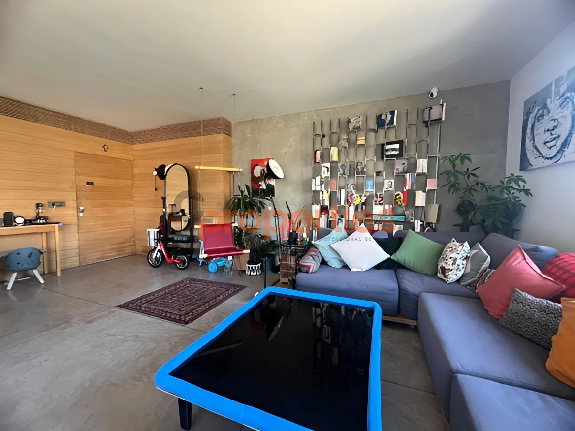 Apartment for Sale in Hazmieh - 3 bed, 3 bath
