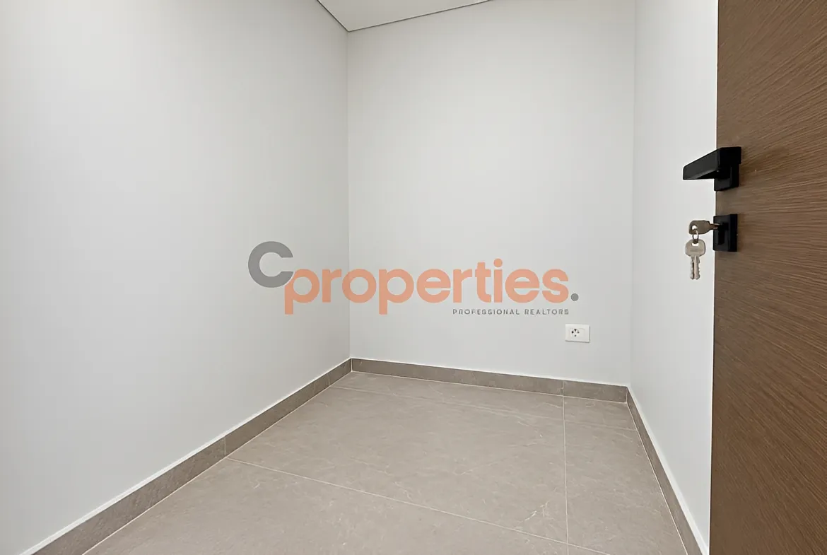 Apartment for Sale in Spears