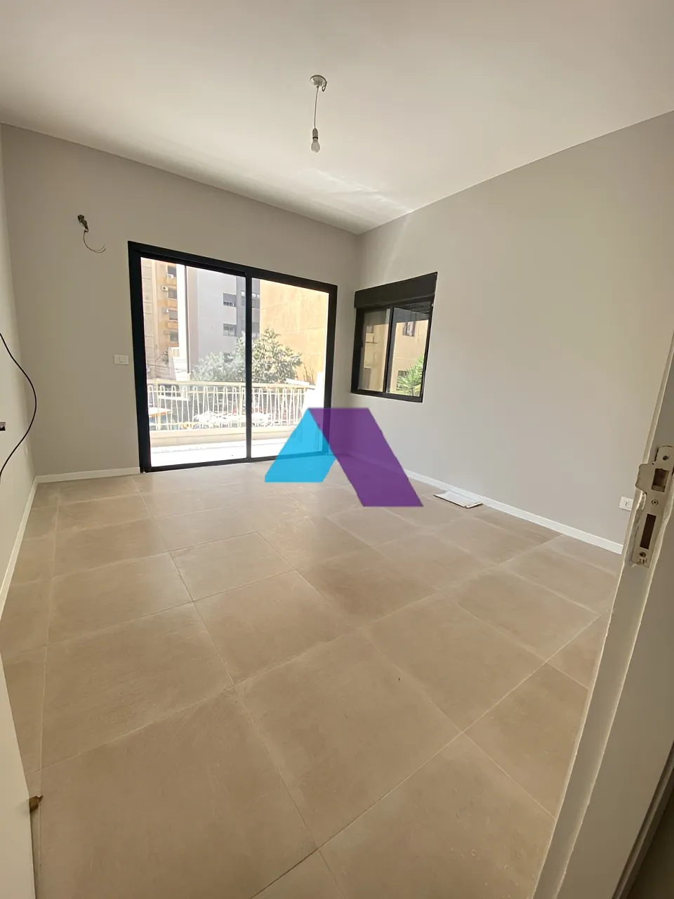 Apartment for Sale in Ain el remmeneh, baabda