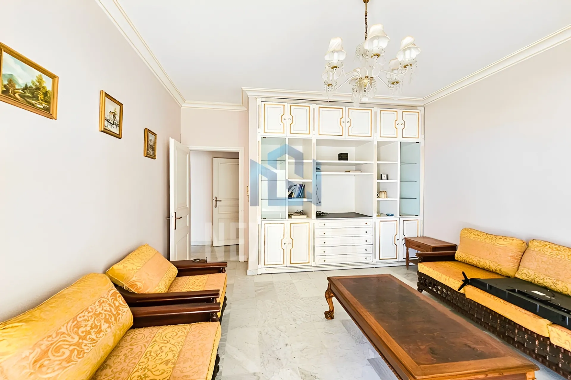 Apartment for rent in Ain El Tineh, Beirut, Lebanon