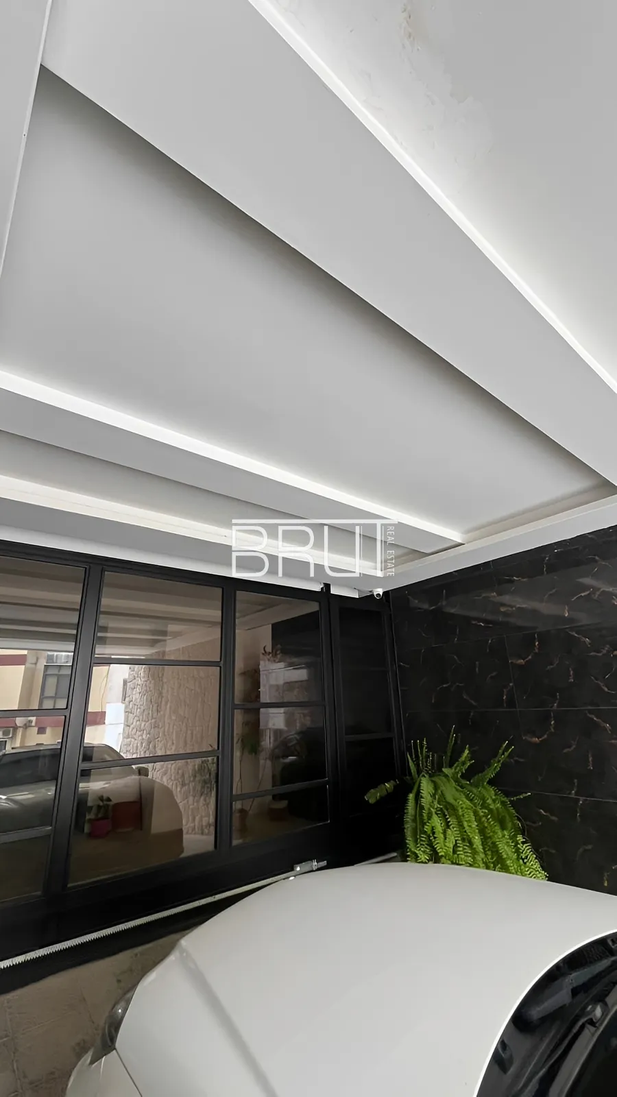 Apartment for Sale in Ballouneh
