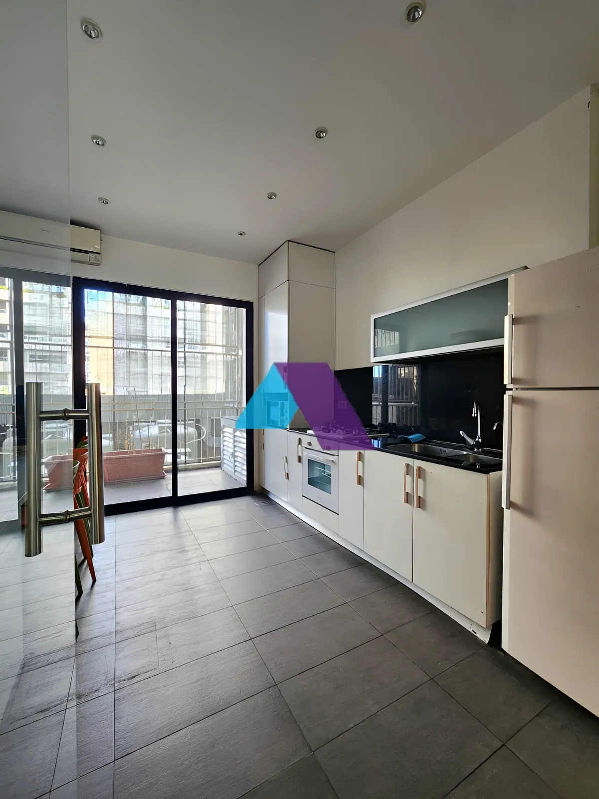 Office for Sale in Achrafieh
