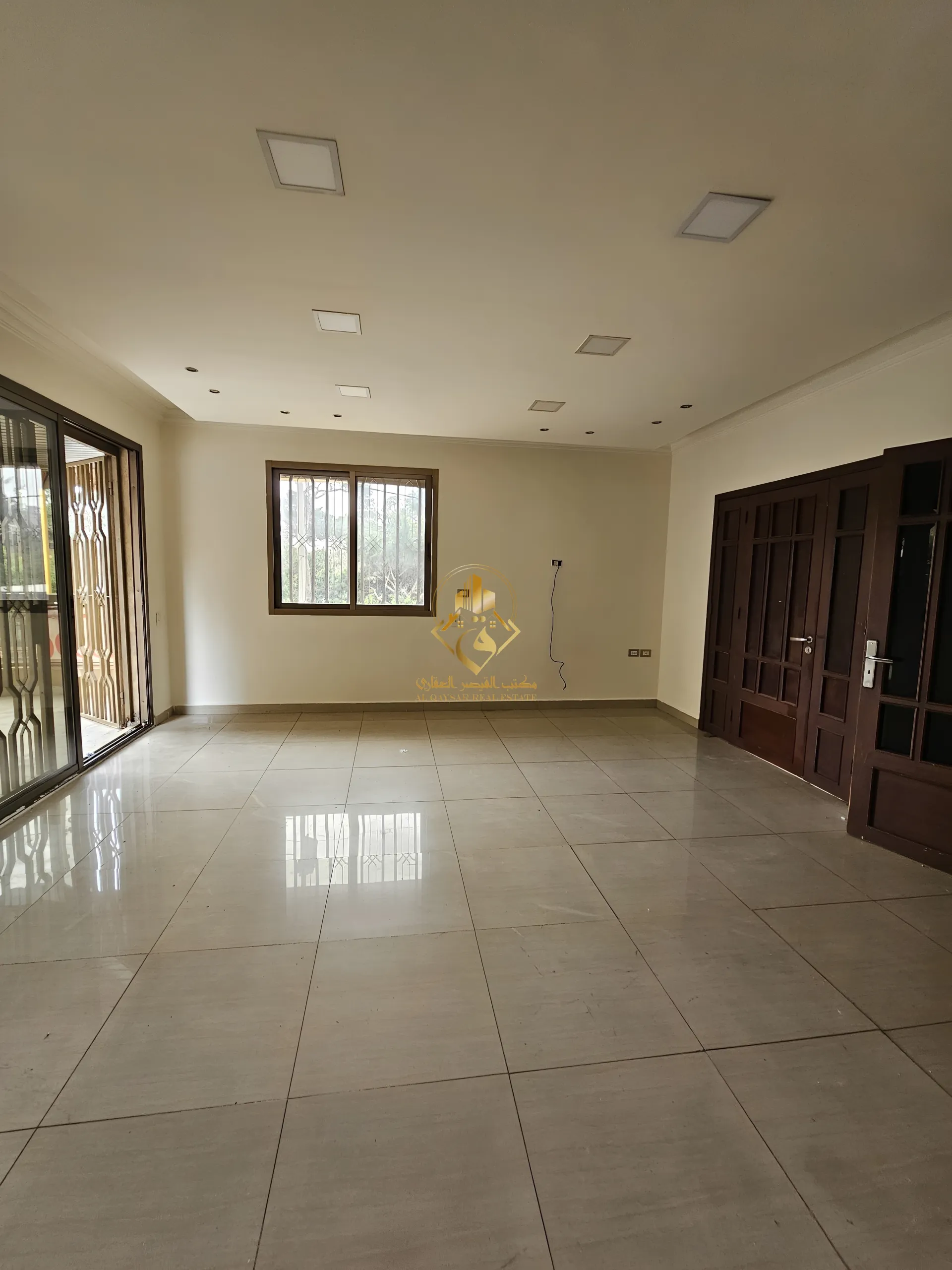 Residential in Kaskas, beirut - 3 bed, 3.0 bath