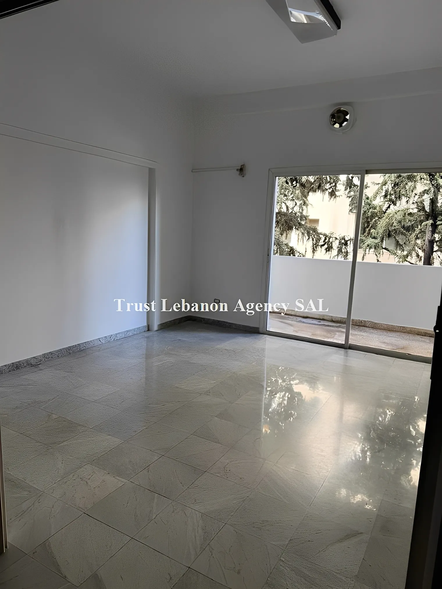 Office For Rent in Metn, Sin El Fil