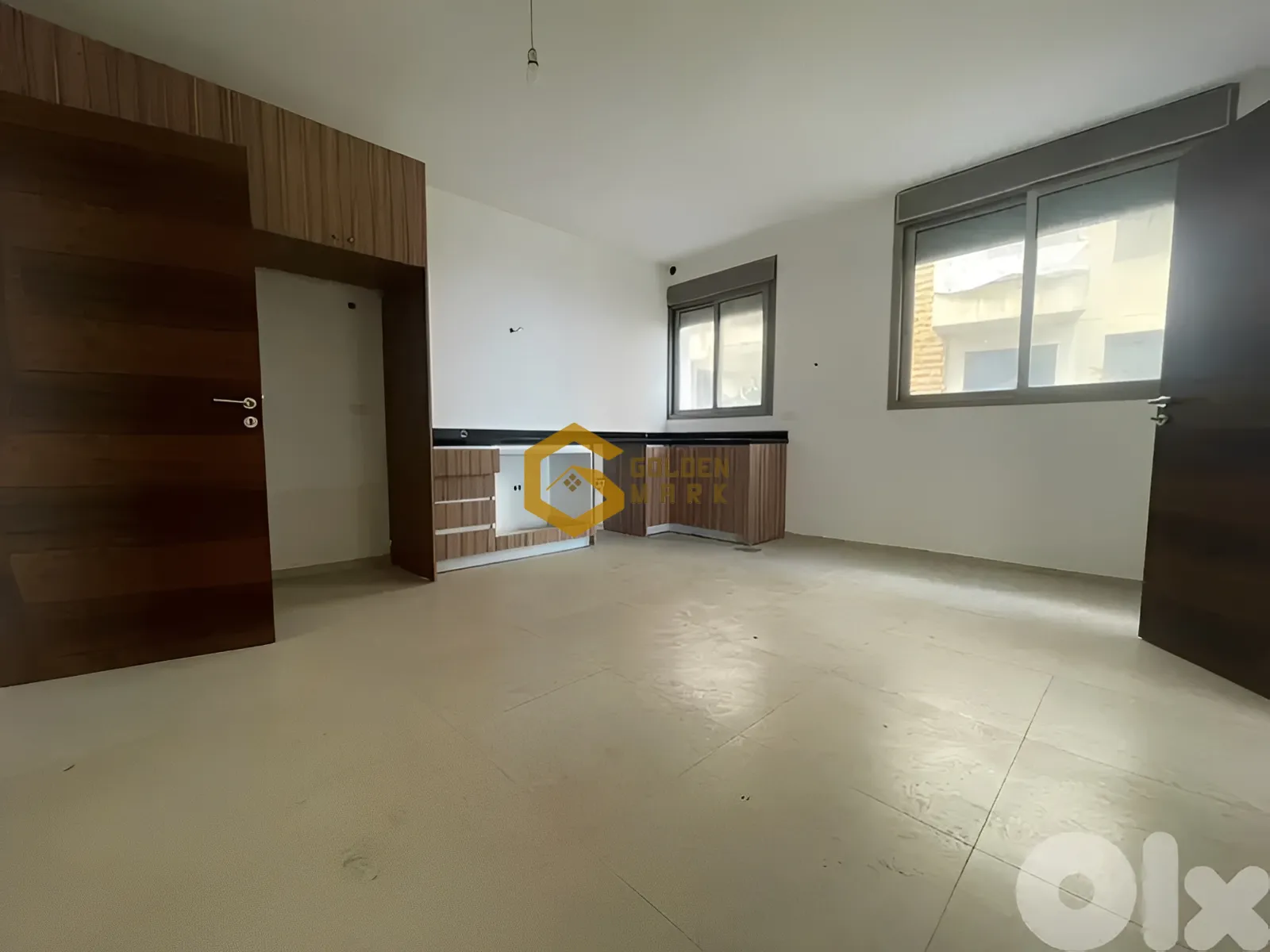 Apartment for Sale in Ballouneh - 4 bed, 4 bath