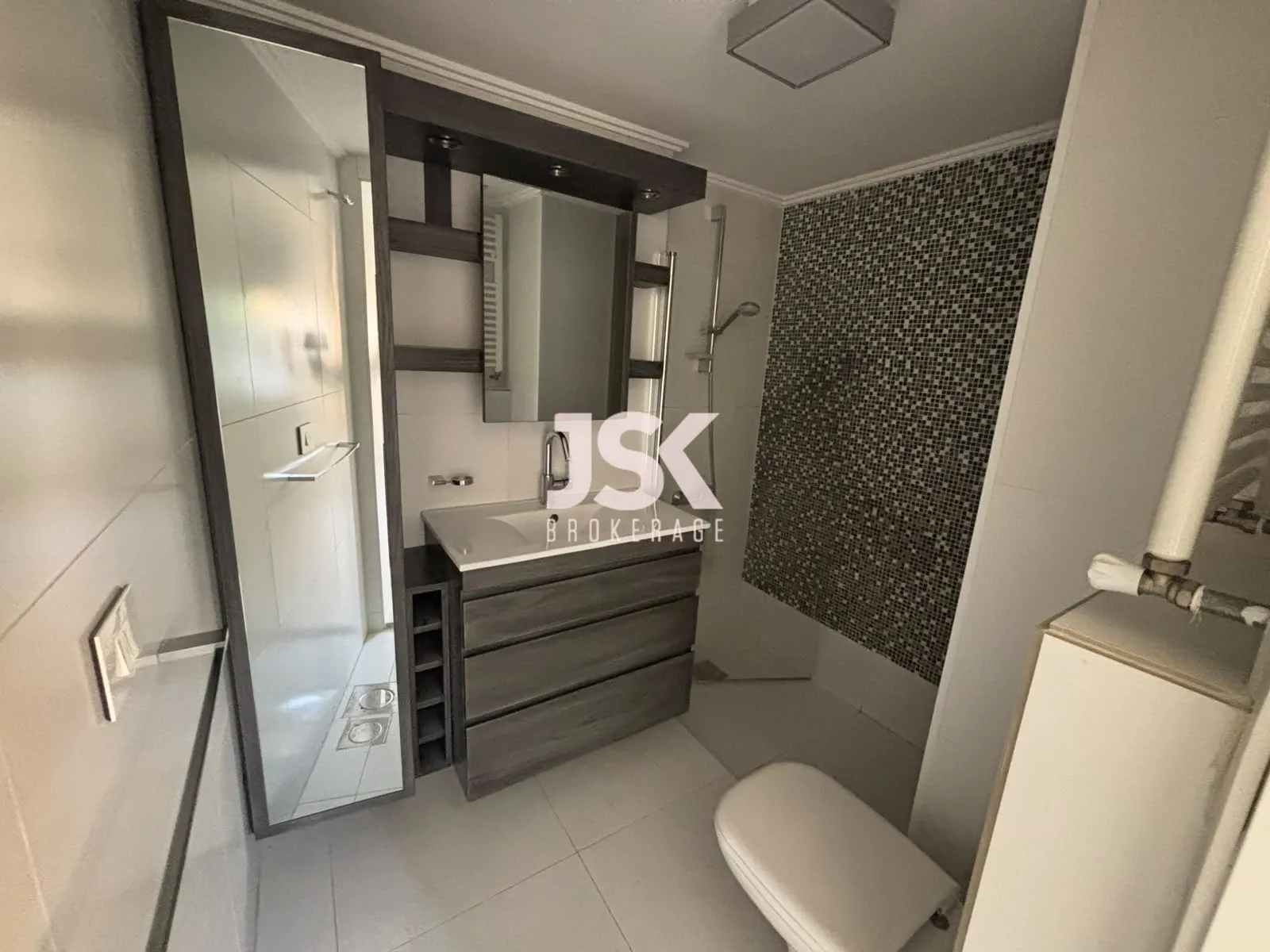 Apartment for Sale in Bqennaya
