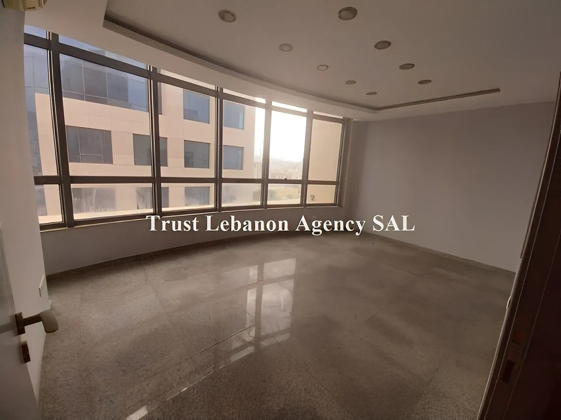 Office for rent in Metn, Berej Hamoud