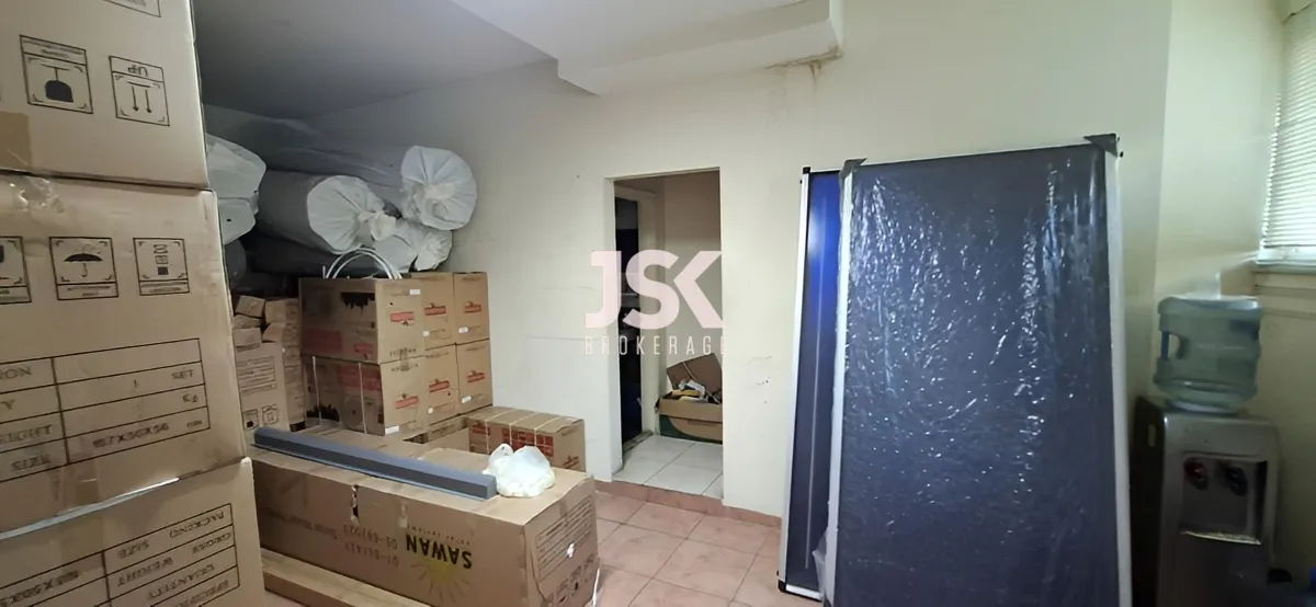 Shop for Sale in Dekwaneh