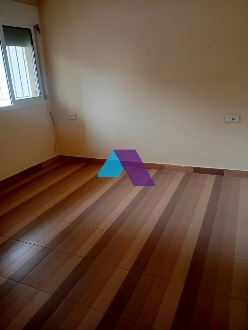 Apartment for Sale in Qornet El Hamra - 3 bed, 2 bath