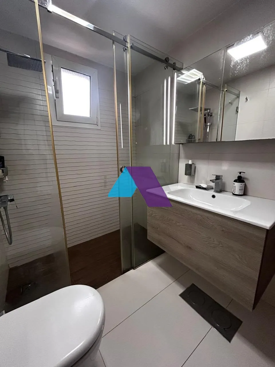 Apartment for Sale in Ain Saadeh