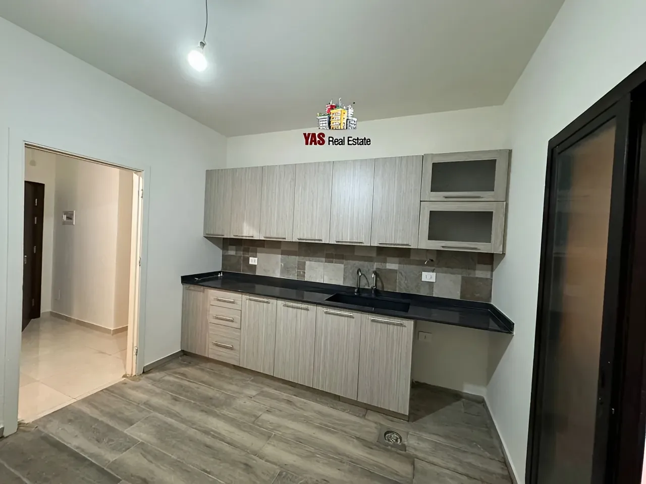 Apartment for Sale in Ballouneh