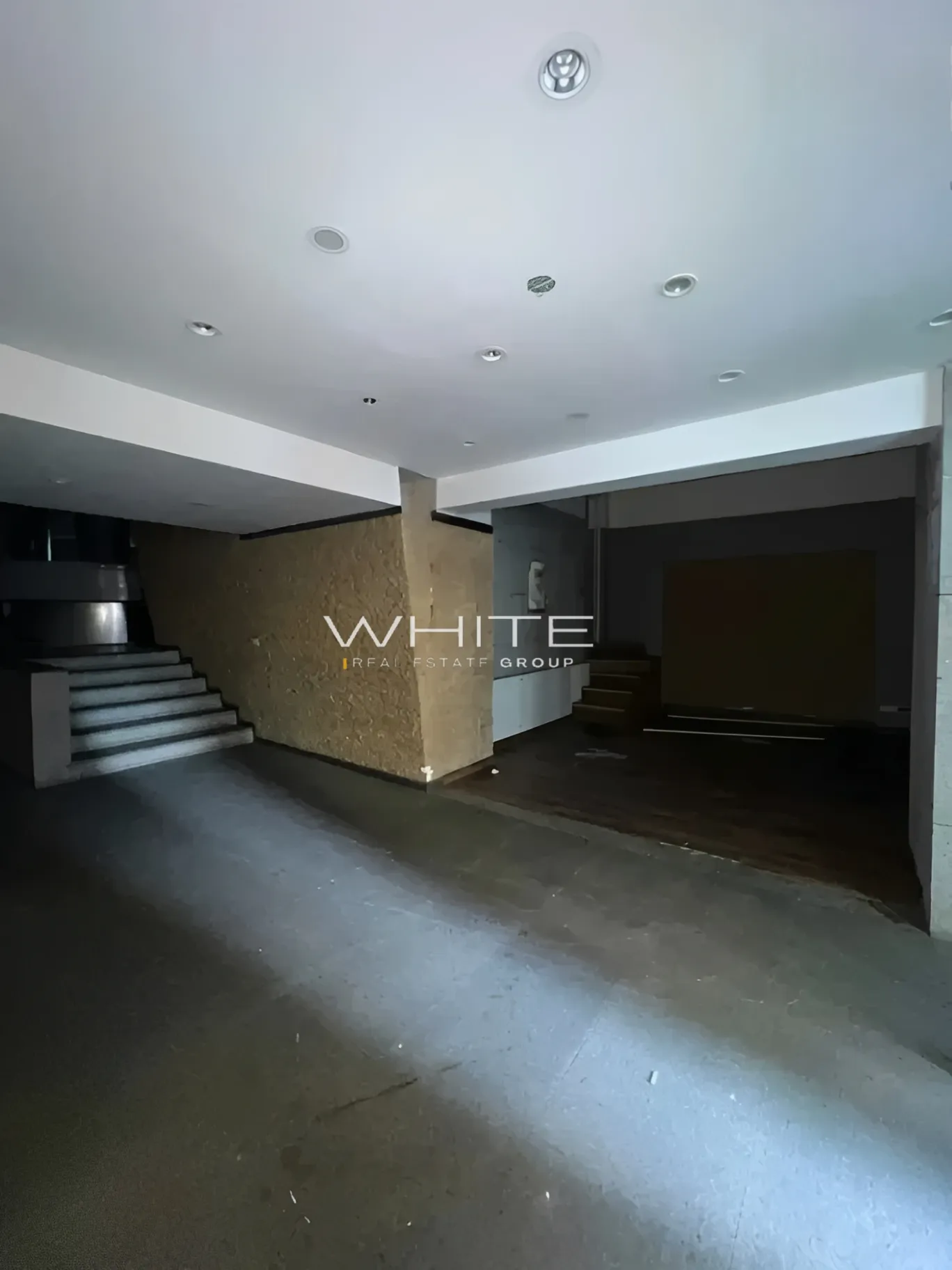 Shop For Rent in Achrafieh
