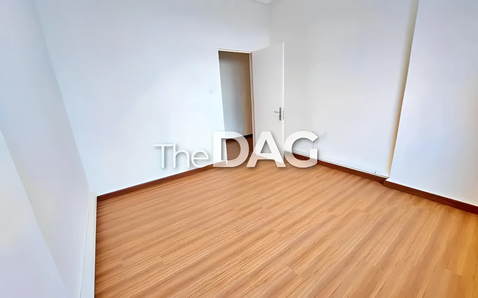 Office for rent in Badaro